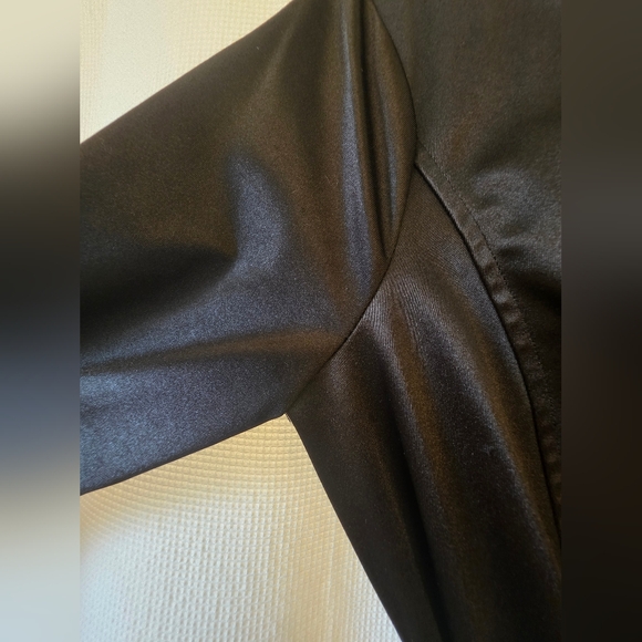 Satin Outdoor Robe - Picture 6 of 6